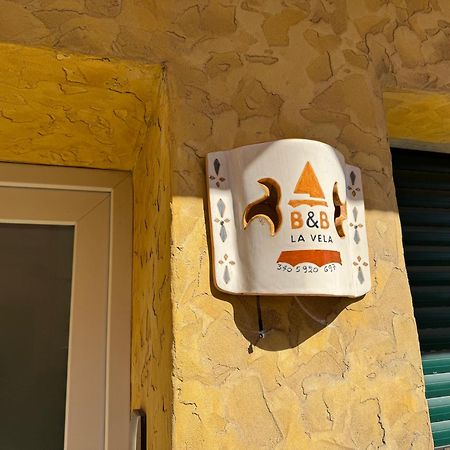 Domo La Vela - Affittacamere - Living SantʼAntìoco מראה חיצוני תמונה