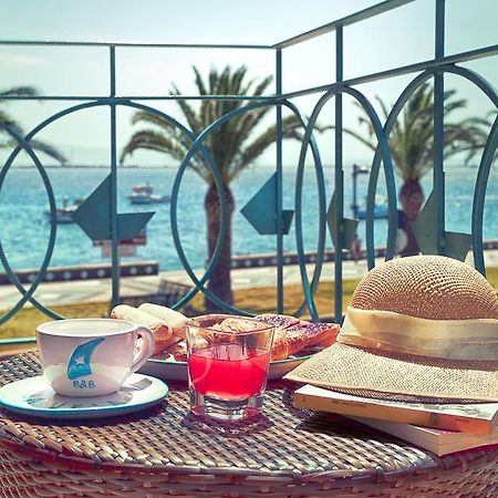 Domo La Vela - Affittacamere - Living SantʼAntìoco חדר תמונה