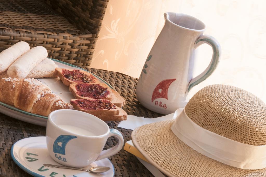 Domo La Vela - Affittacamere - Living SantʼAntìoco מראה חיצוני תמונה